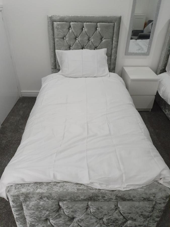 Beautiful Rooms Shaw St And Pine St ベリー エクステリア 写真