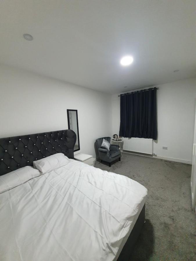 Beautiful Rooms Shaw St And Pine St ベリー エクステリア 写真