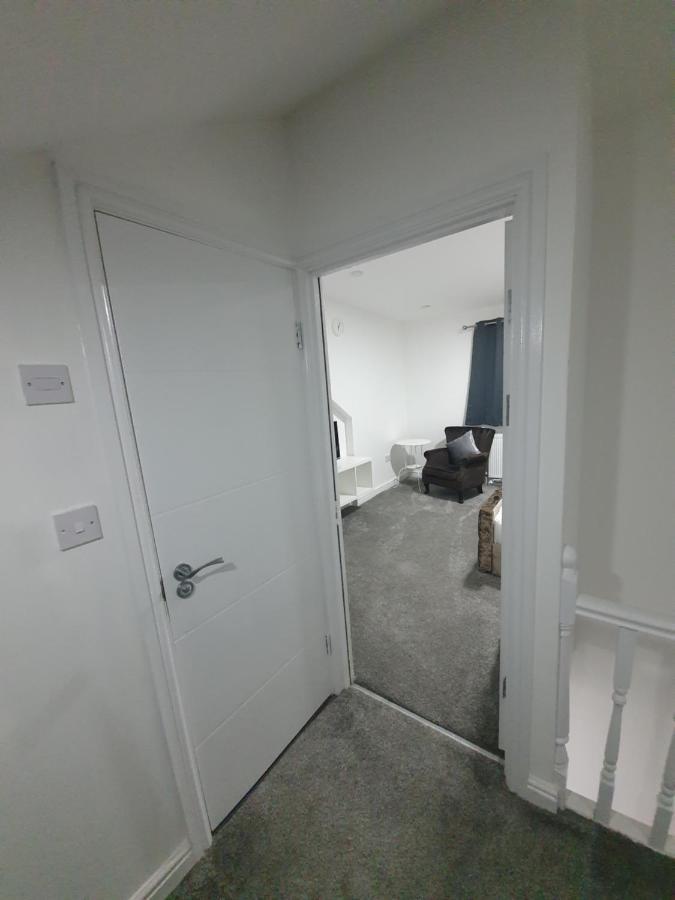 Beautiful Rooms Shaw St And Pine St ベリー エクステリア 写真