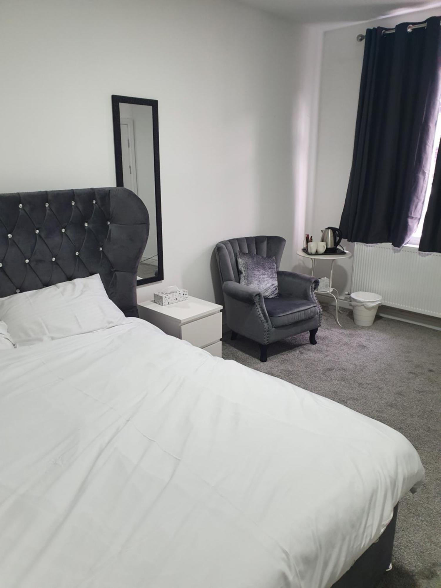 Beautiful Rooms Shaw St And Pine St ベリー 部屋 写真
